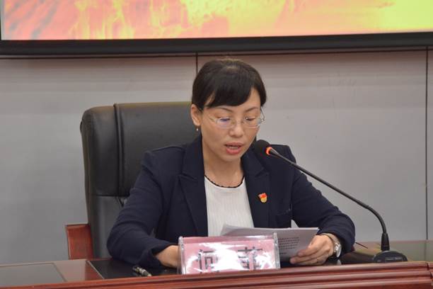 说明: G:\001杨岗\2020照片资料\20200515书记述职\DSC_8409.JPG