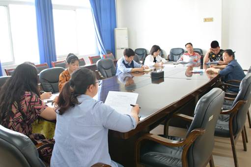说明: G:\001杨岗\2020照片资料\20200528工会委员会会议\DSC_9036.JPG